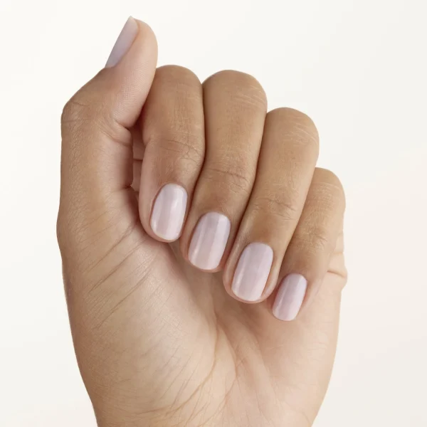 Essence The Anti-Yelllow Nail Whitener 4