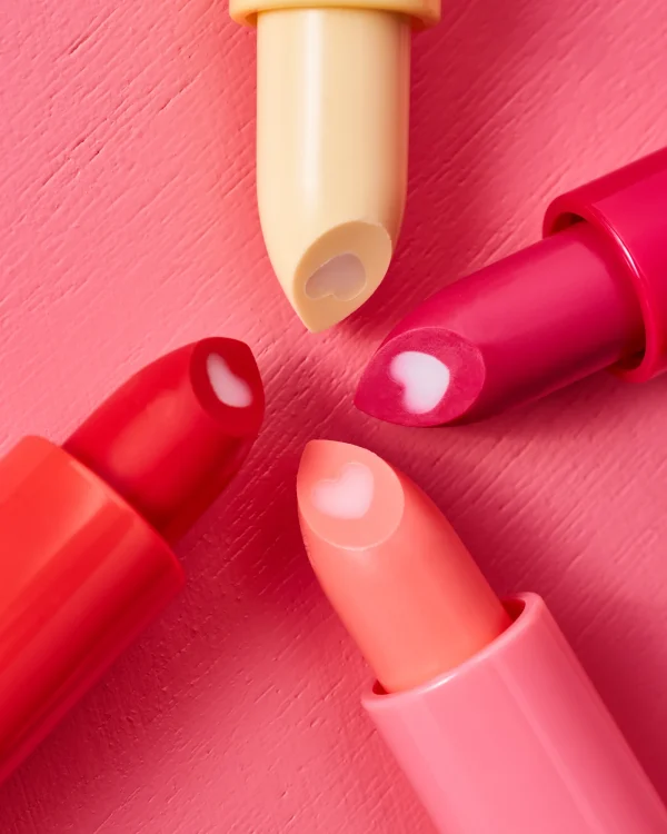 Essence HEART CORE Fruity Lip Balm 02 3