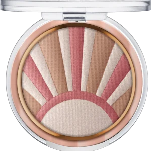 Essence Kissed By The Light Illuminating Powder 01 6