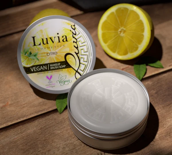 Luvia Cosmetics Pinselseife Zitrone 3