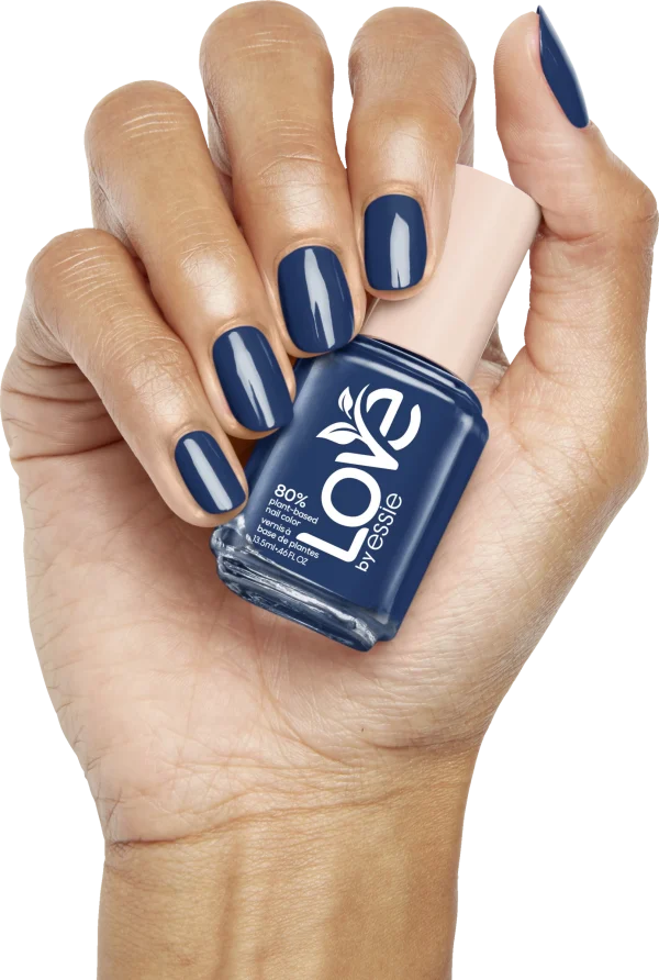 LOVE BY ESSIE Nagellack 190 WALKING THE WALK 4