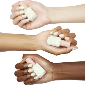LOVE BY ESSIE Nagellack 220 REVIVE TO THRIVE 17